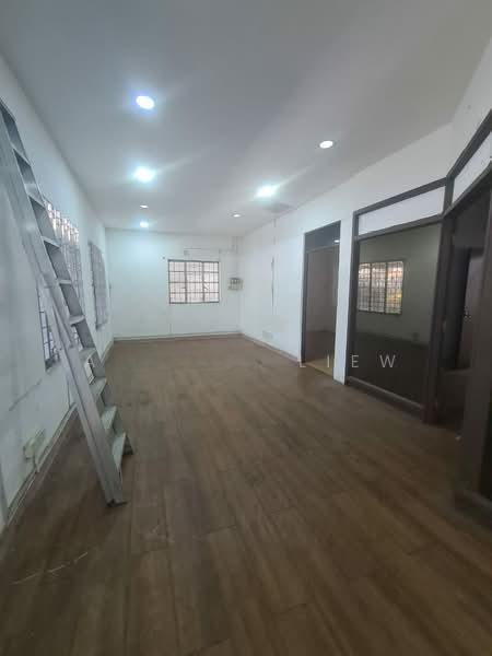 Jalan masjid negeri , Taman greenlane - 4