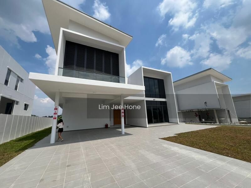 Green Hill Bungalow @ 15 minutes to Kota Damansara & PJ - 1