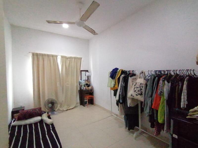 Acacia Park 4B - 5