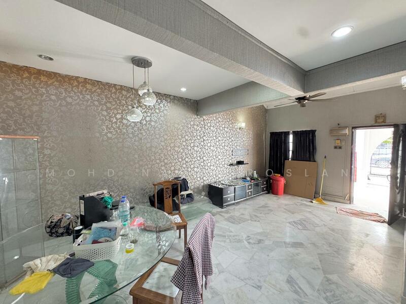 USJ 2, Subang Jaya - 3