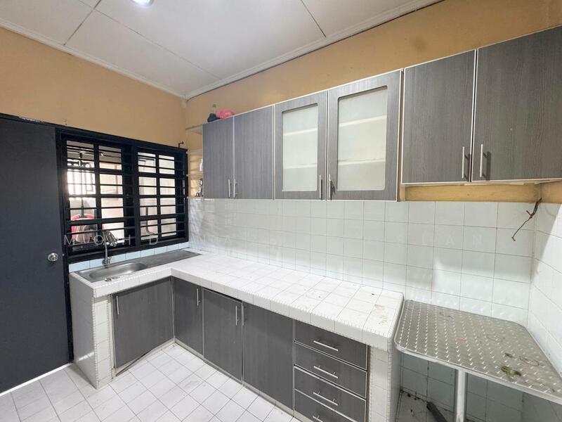 USJ 2, Subang Jaya - 5