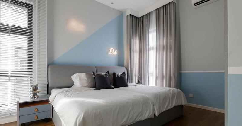 Sendayan! Sendayan! Corner 22 extra land 850k!! bulanan 1600 - 3