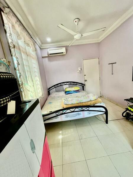 Taman Nusa Bestari - 4