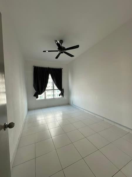 The Golden Triangle Condominium - 4