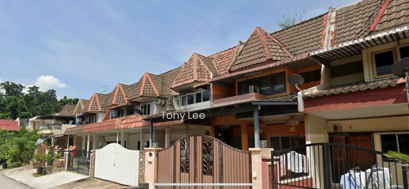 Terrace house at Taman Mega Jaya - 1