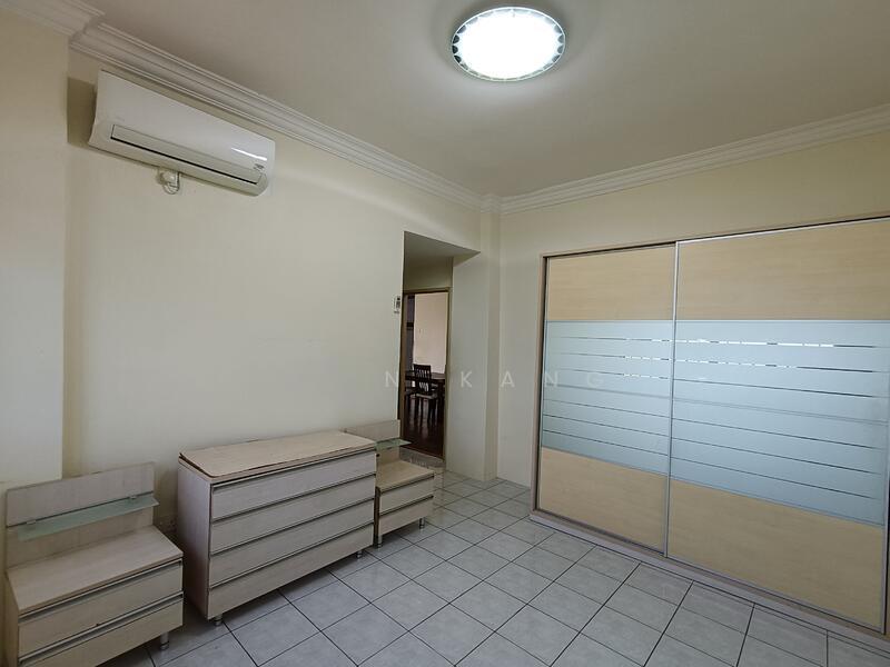 Vistaria Condominium - 3