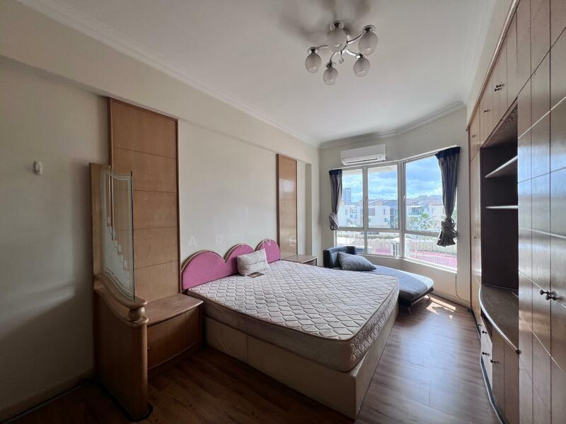 Gold Coast Resort Condominium - 3