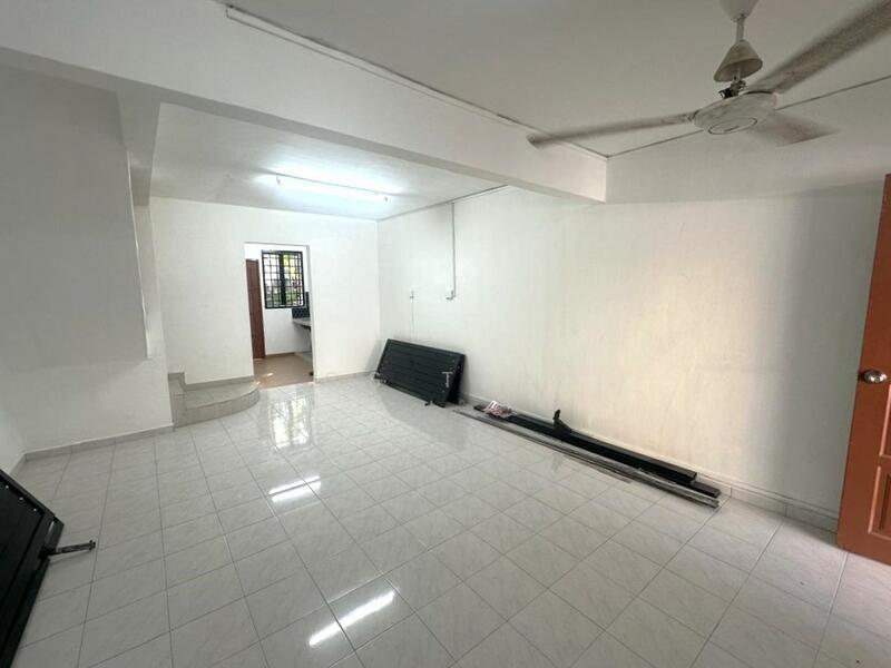 Taman Desa Cemerlang - 1