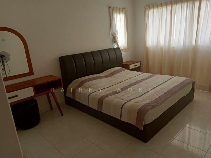 1 Persiaran Gurney - 3