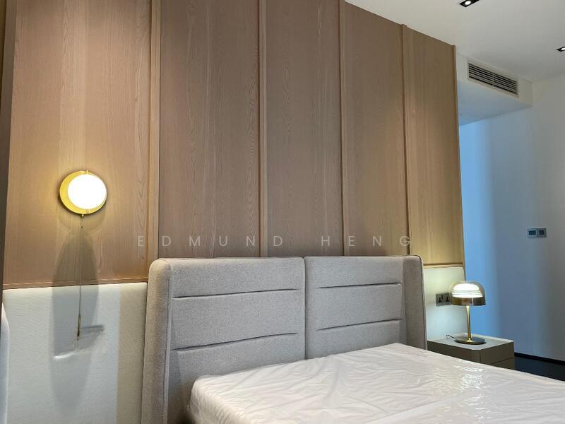 Four Seasons Place - 5