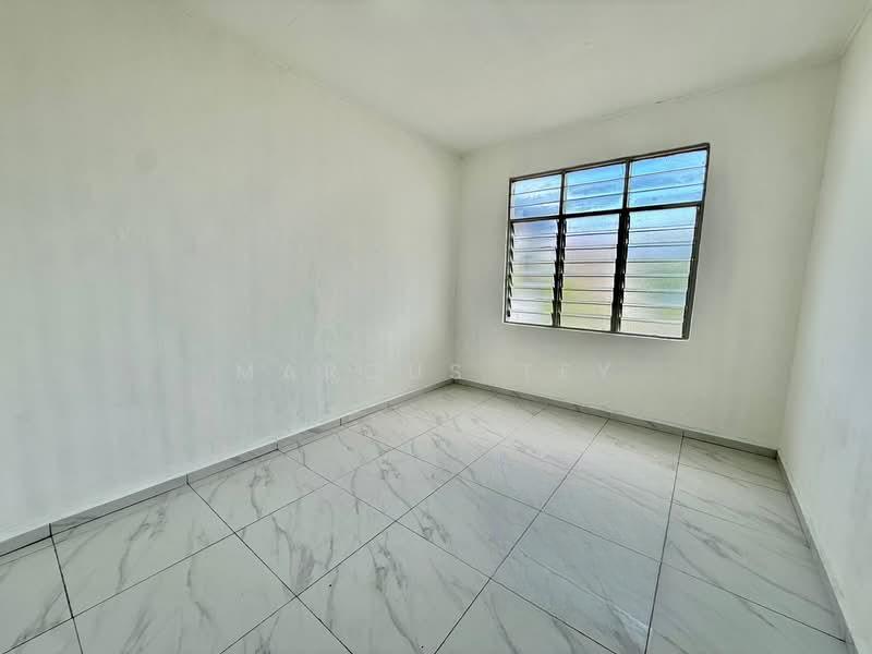 Taman Suria Simpang Renggam - 5