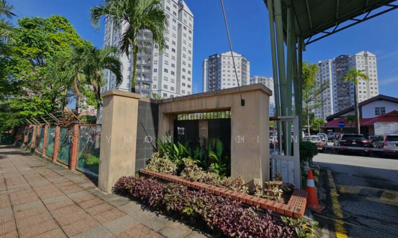 Menara Menjalara - 4