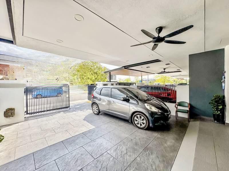 Elmina Green Three - 4