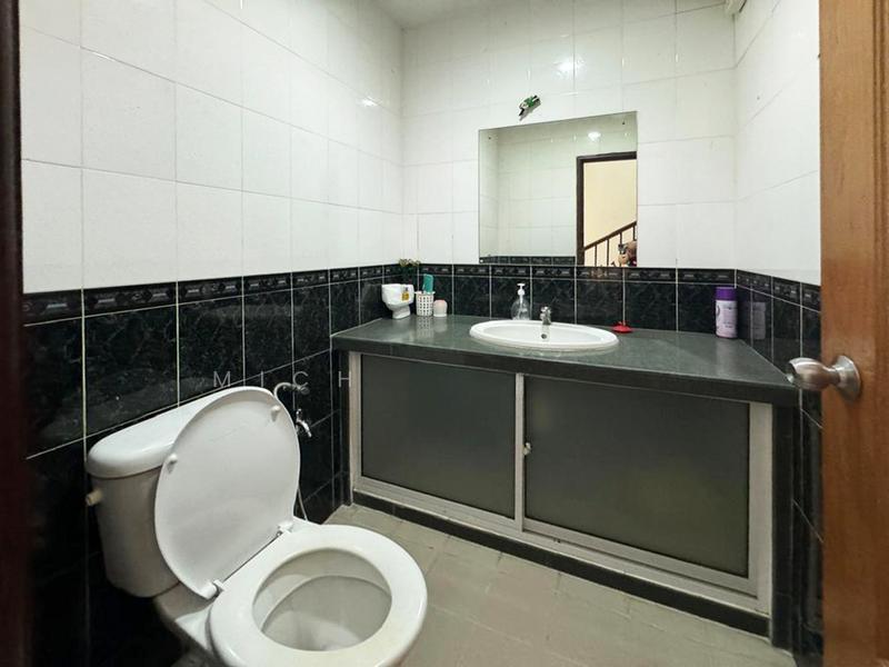 2.5 Storey Bungalow - 5