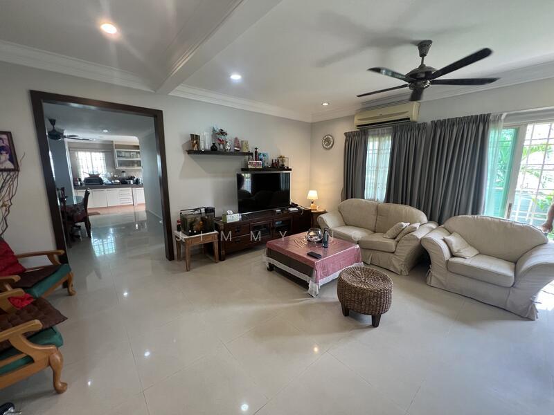 Taman Overseas Union (Taman Oug) - 1