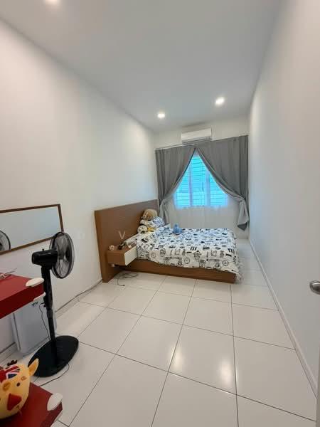 Acacia Park 4B - 4