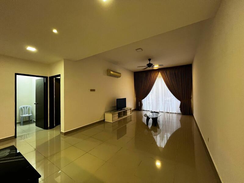 Townhouse at Taman Tasik Prima - 1