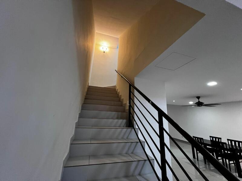 Townhouse at Taman Tasik Prima - 5