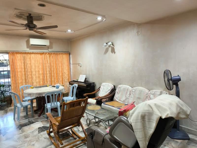 Taman Layang Layang - 1