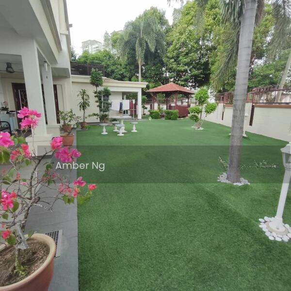 Terrace house at Medan Idaman - 1