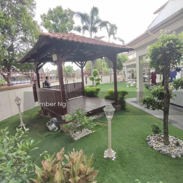 Terrace house at Medan Idaman - 2