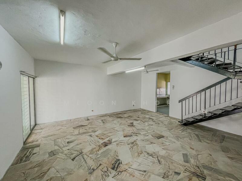 JALAN PP6/XX , TAMAN PUTRA PERDANA PUCHONG - 1