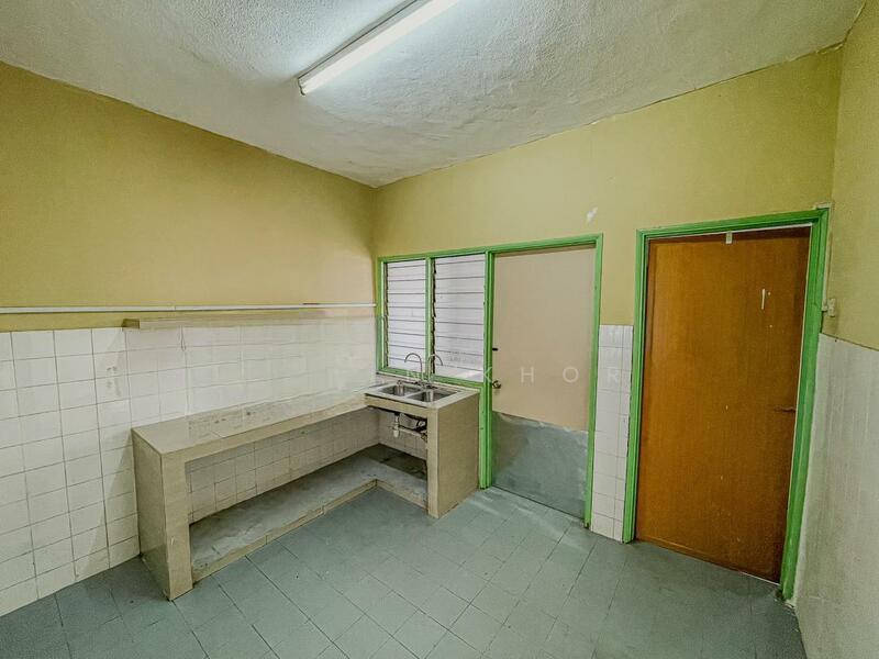 JALAN PP6/XX , TAMAN PUTRA PERDANA PUCHONG - 2