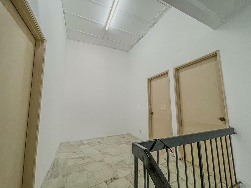 JALAN PP6/XX , TAMAN PUTRA PERDANA PUCHONG - 3