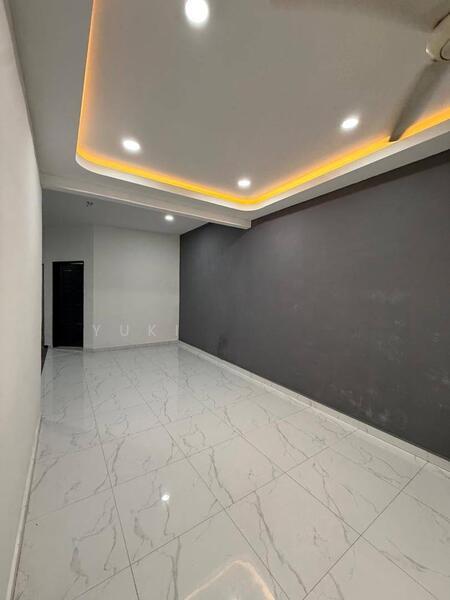 Taman Universiti - 4