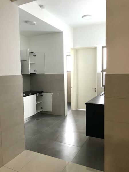 Lake Point Residence - 3