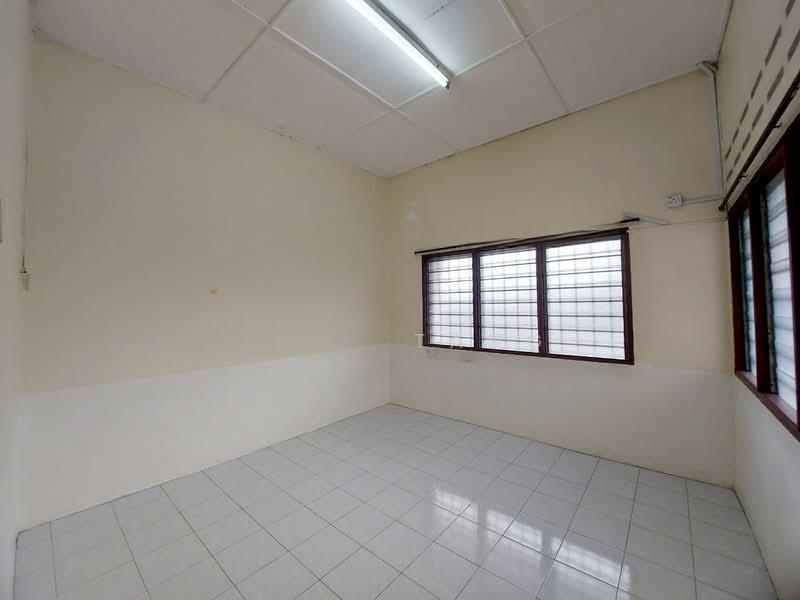 taman wah keong - 4