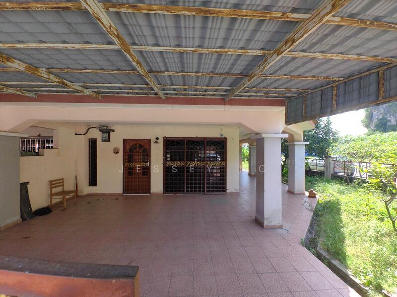 Taman Bercham utama - 1