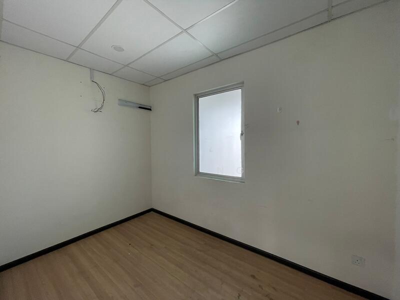 Golden Gateway Light & Medium Industrial Factories - 4