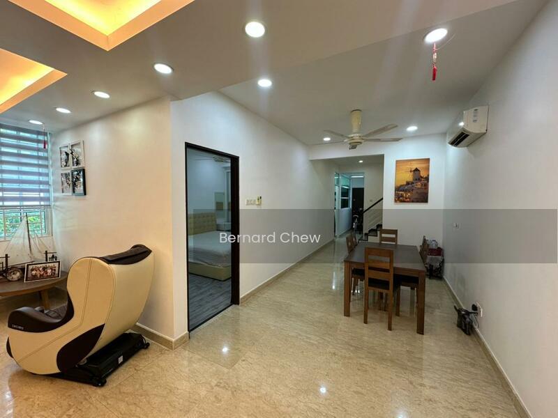 Terrace House at Batu Maung - 4