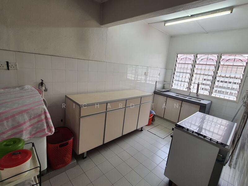 USJ 9, Subang Jaya - 5