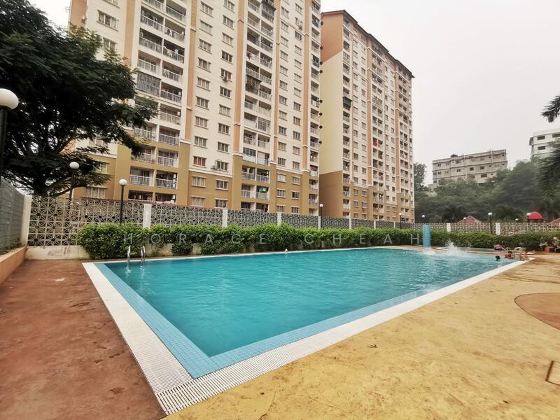 Lakeview Apartments - 2