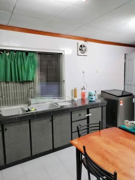 Bandar Menjalara - 4