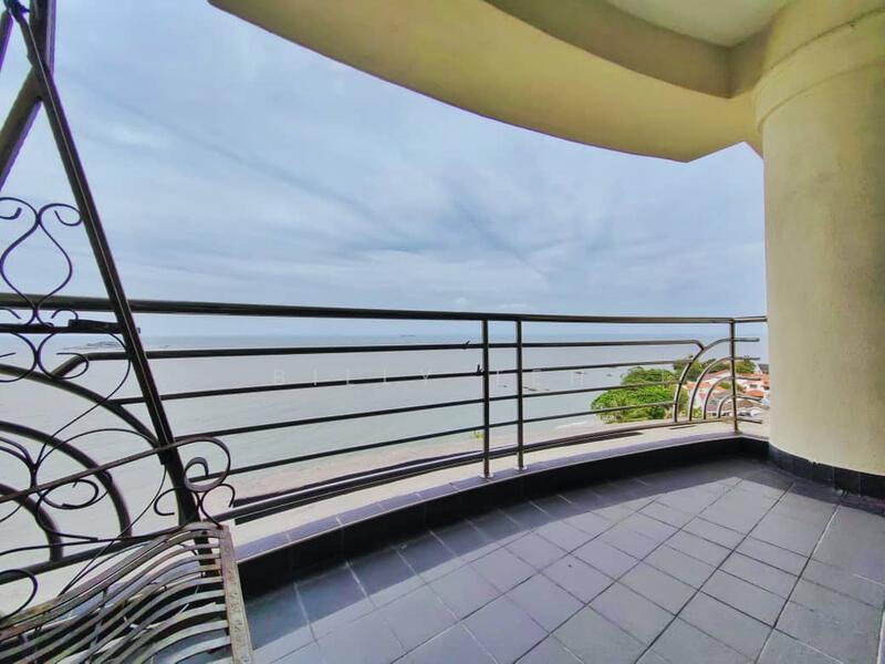 Sri Golden Bay Condominium - 1