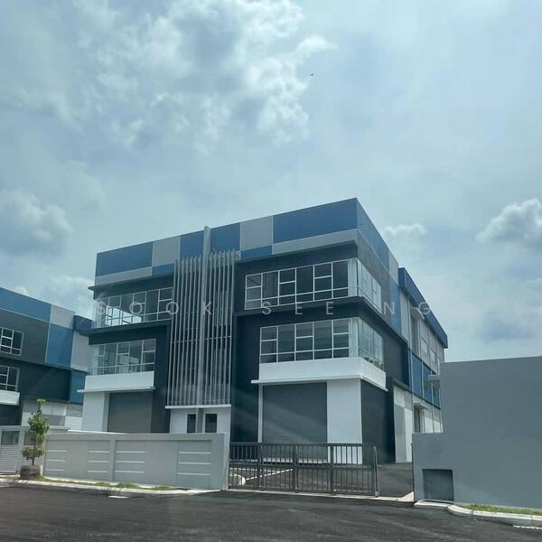 Kawasan Perindustrian Balakong - 1