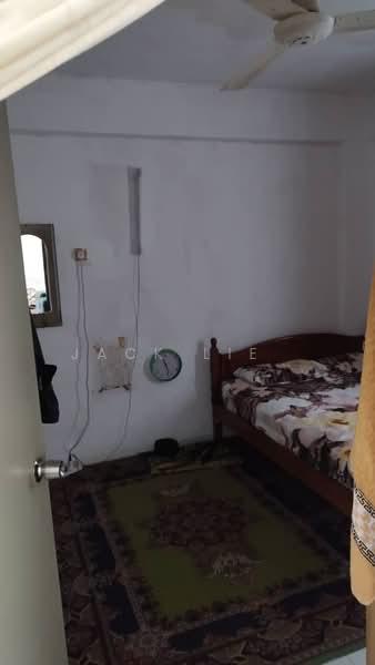 Taman Setia Rawang Flat - 5