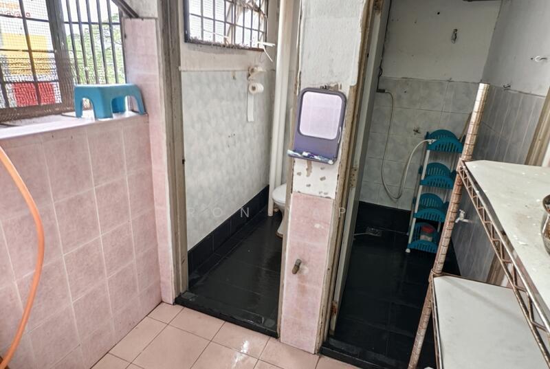 Putri Laksamana - 4