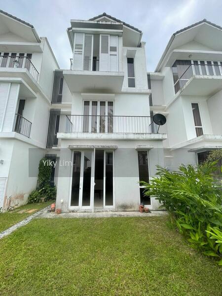 Emerald Bay @ Puteri Harbour - 3