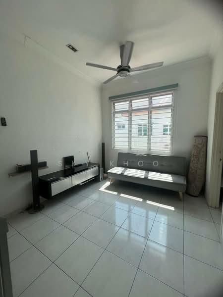 Rini Hills 2 - 4