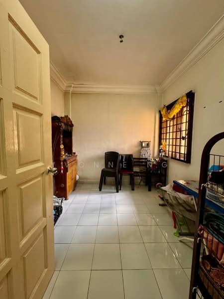 Lily & Jasmine Apartment - 3