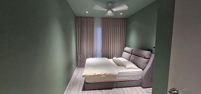 Lakefront Residence - 2