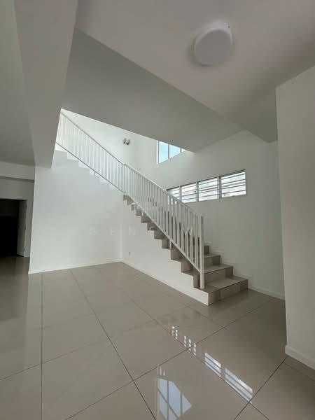 Villa Avenue - 4