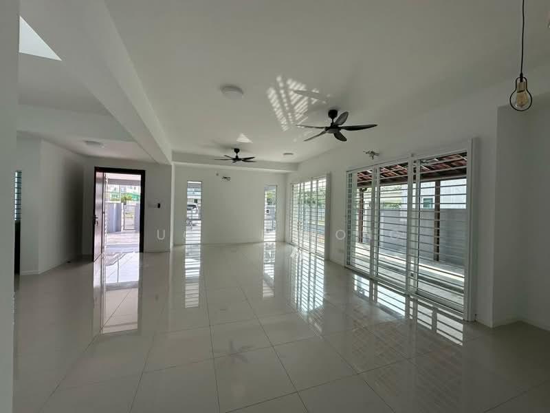 Villa Avenue - 2