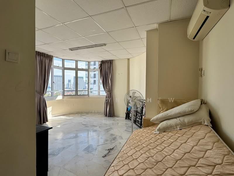 Leisure Bay Condominium - 4