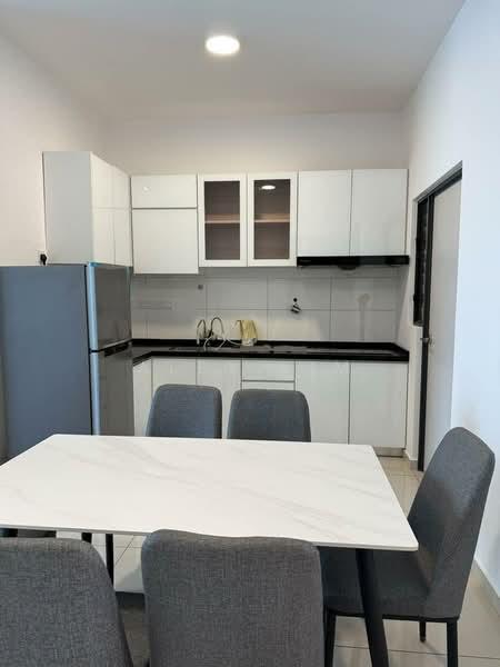 Waterside Residence - 3