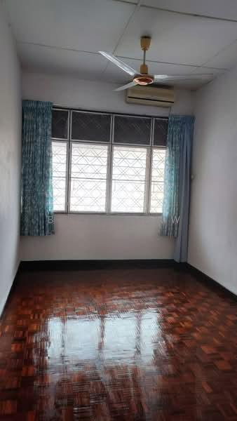 Taman Bukit Indah - 4